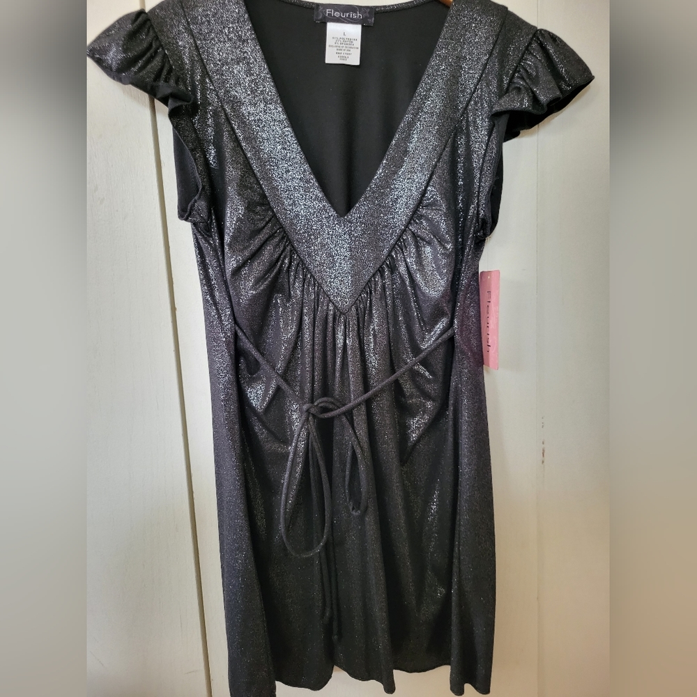 NWT Fleurish Sparkle Black Short Sleeve Tunic Top Sz L